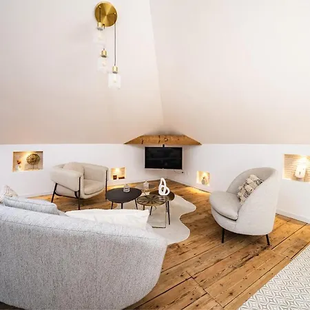 Centre 公寓 阿卡雄